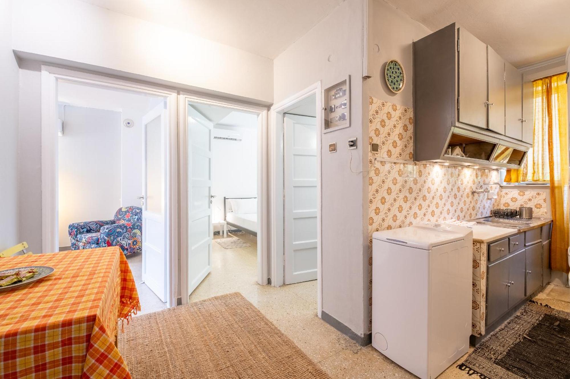 Very Comfortable, Close To Acropolis Apartment *