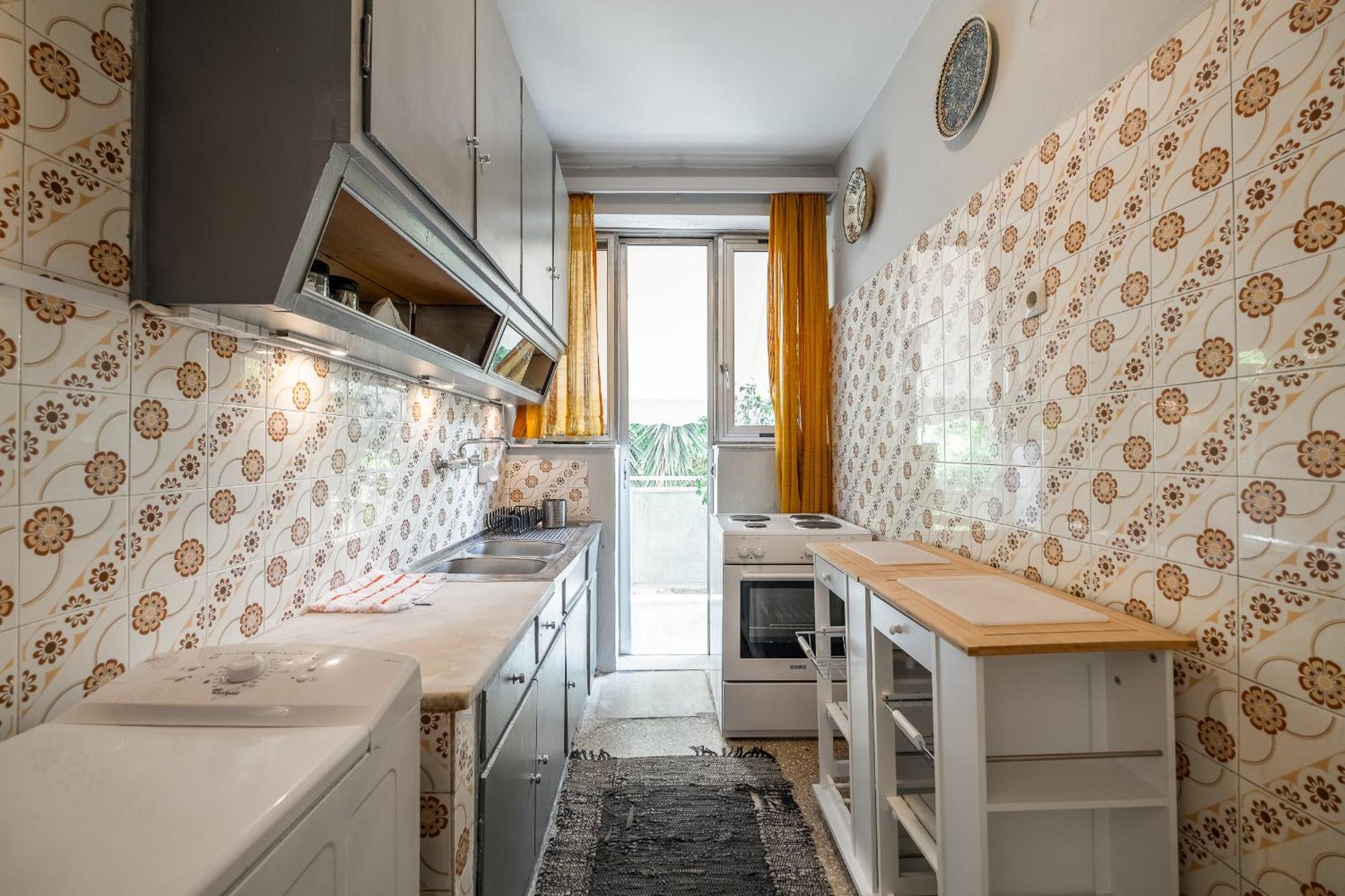 Very Comfortable, Close To Acropolis Apartment Athens
