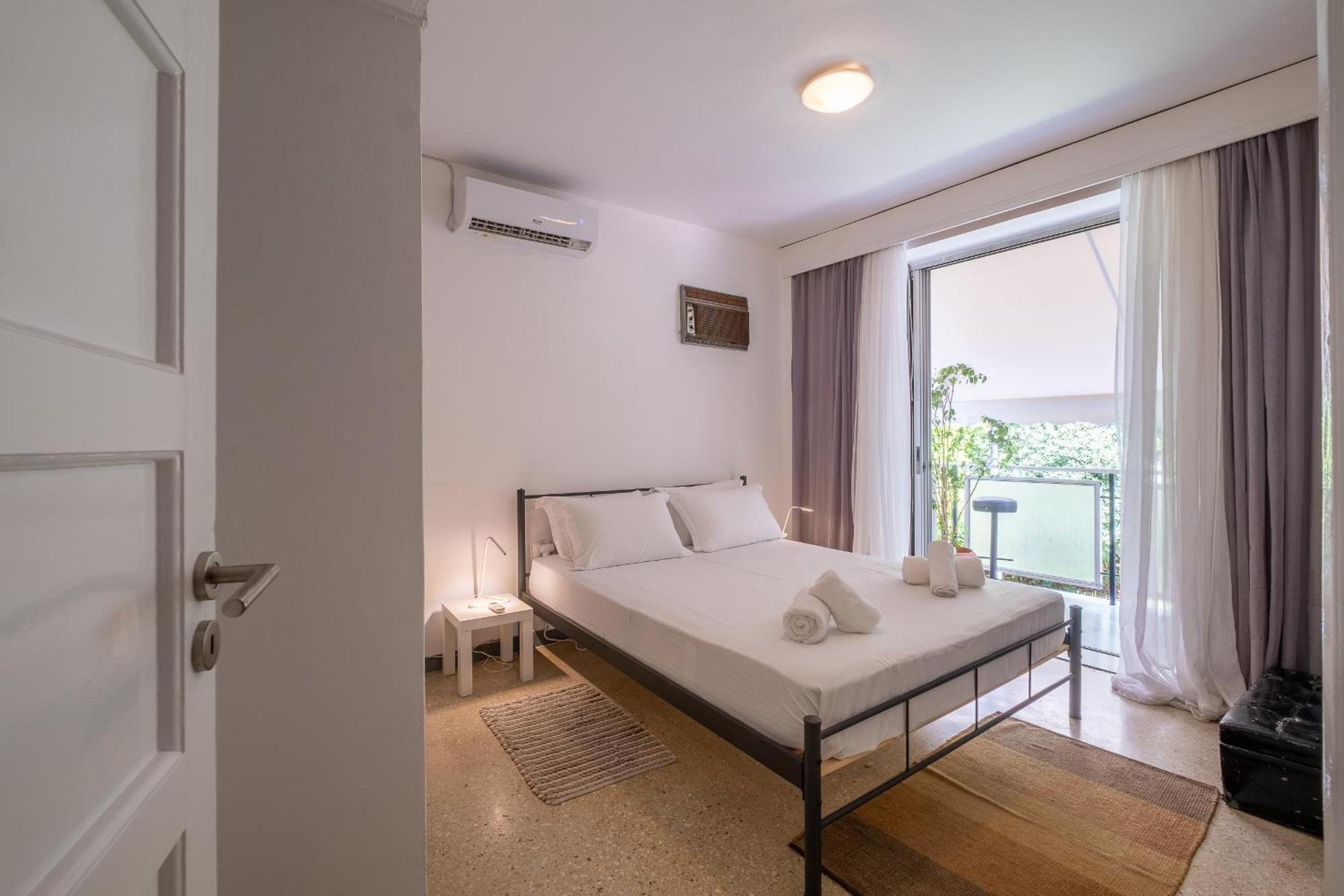 Very Comfortable, Close To Acropolis